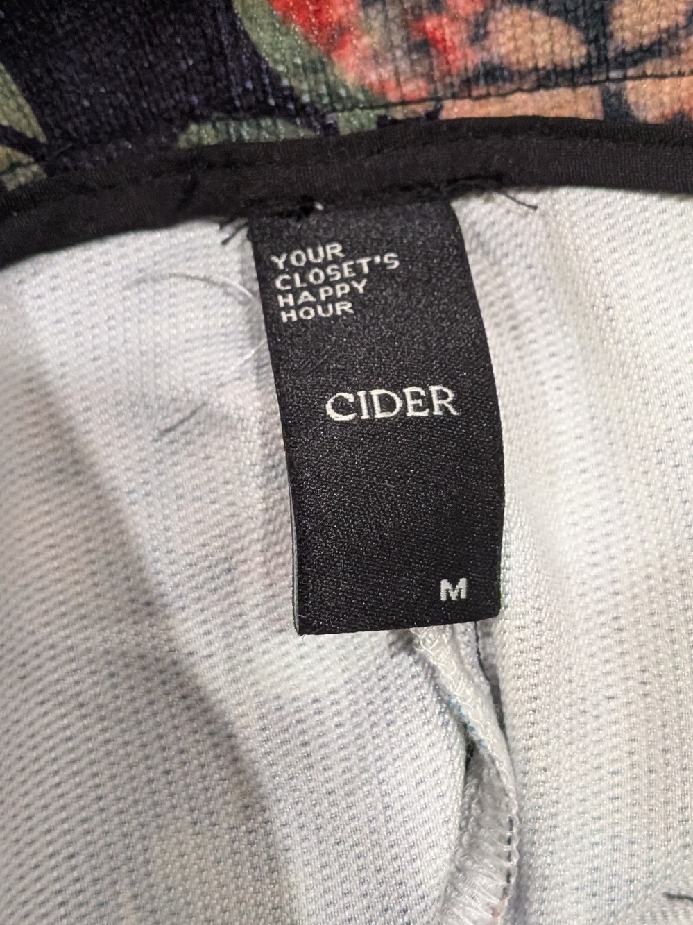 Cider Floral Wide-Leg Overalls in Black - Picture 5 of 6